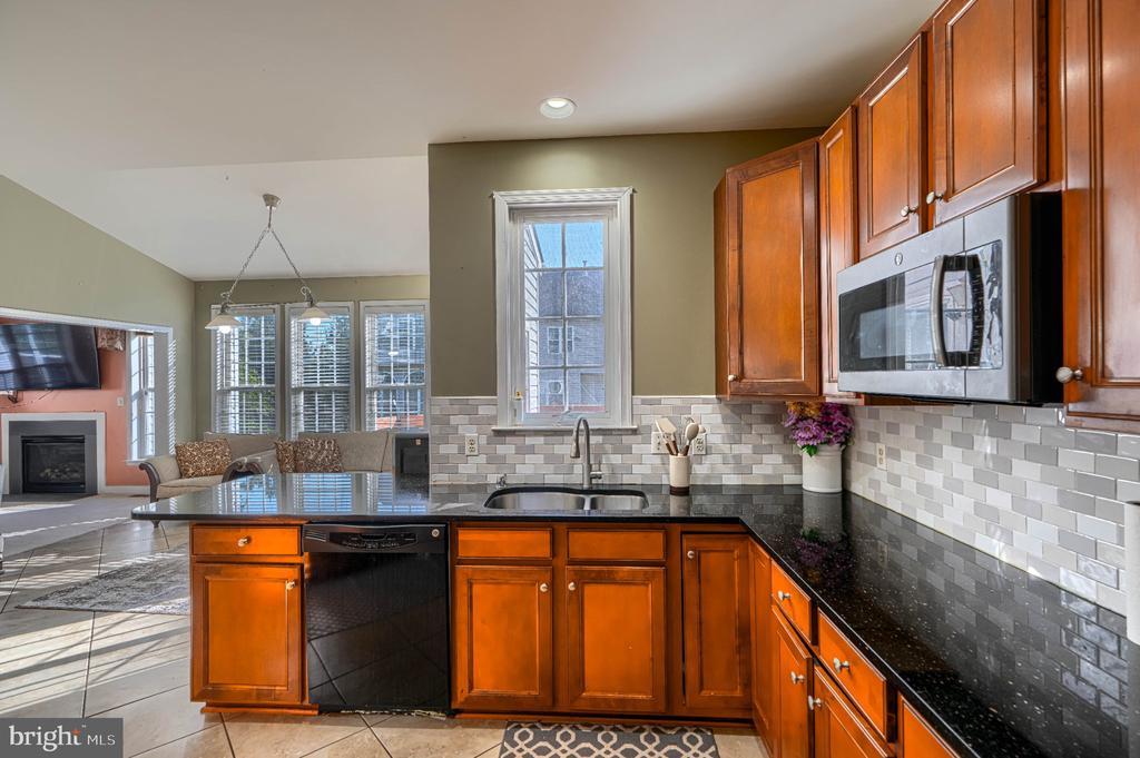 4902 BUCKS SCHOOLHOUSE ROAD
