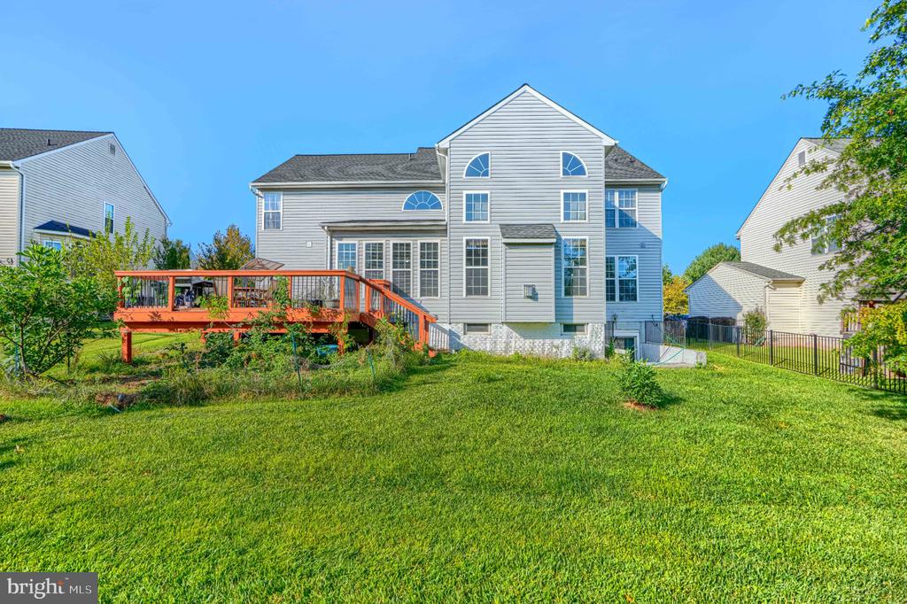 4902 BUCKS SCHOOLHOUSE ROAD