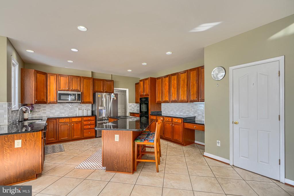 4902 BUCKS SCHOOLHOUSE ROAD