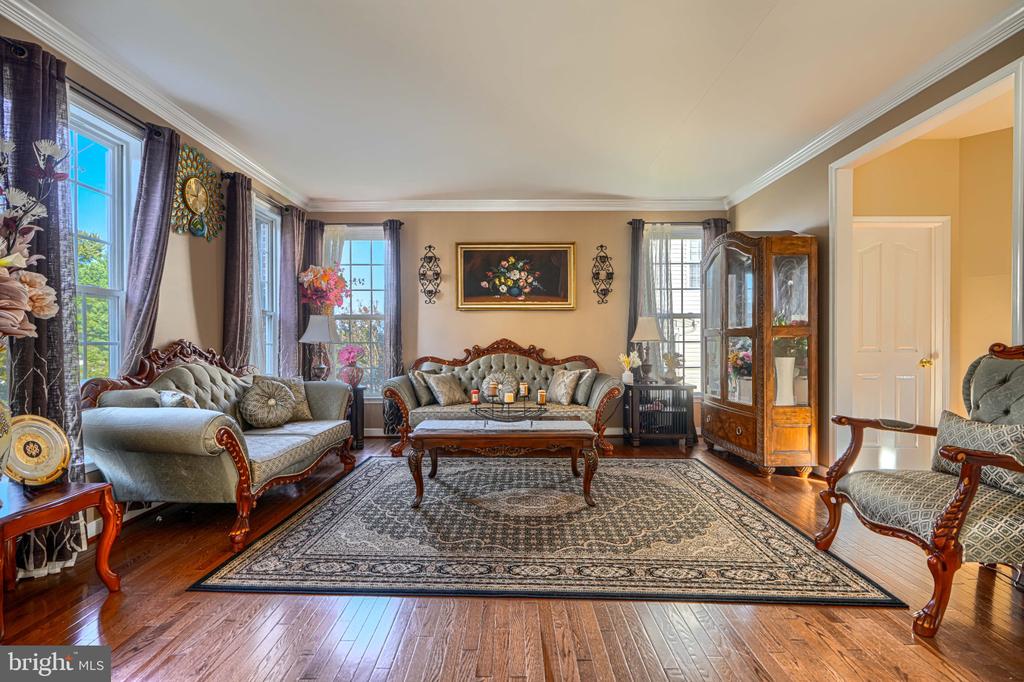 4902 BUCKS SCHOOLHOUSE ROAD