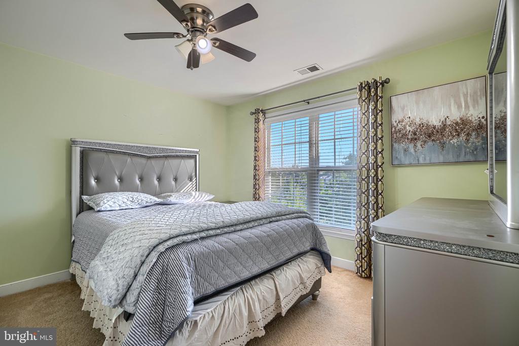 4902 BUCKS SCHOOLHOUSE ROAD
