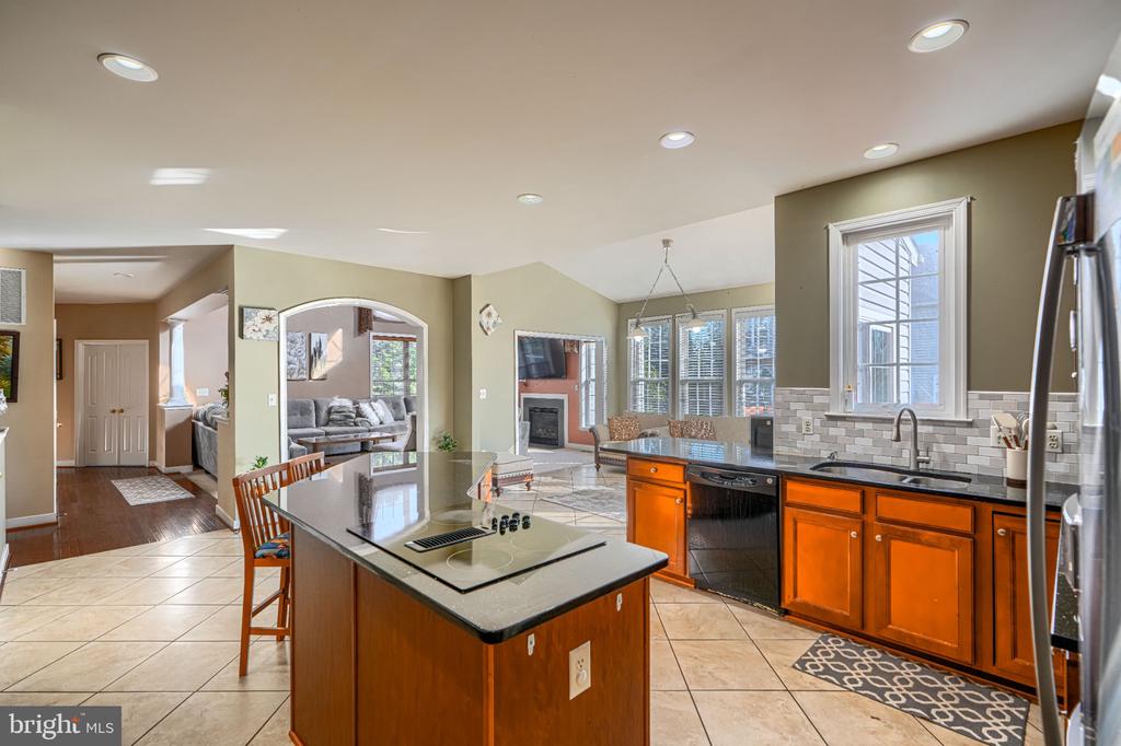 4902 BUCKS SCHOOLHOUSE ROAD