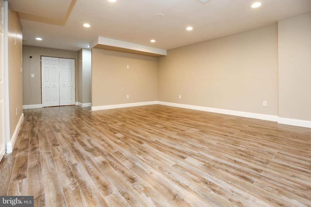 4 CASHELL COURT