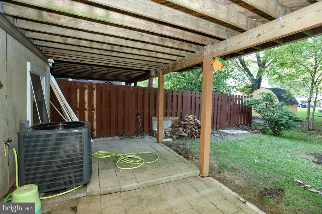 4 CASHELL COURT
