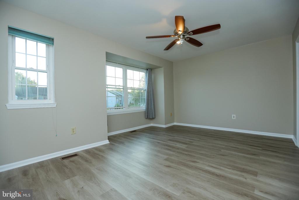 4 CASHELL COURT