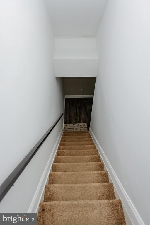 4 CASHELL COURT