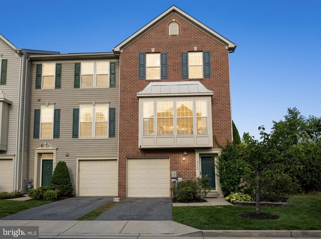 9746 HARVESTER CIRCLE Unit: 9746