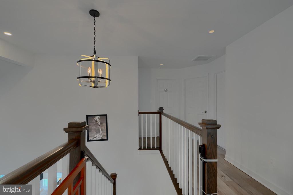 903 Walnut St