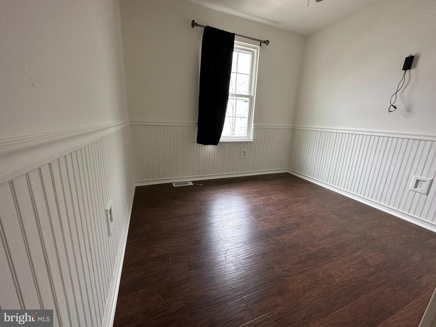 1238 Splashing Brook Dr