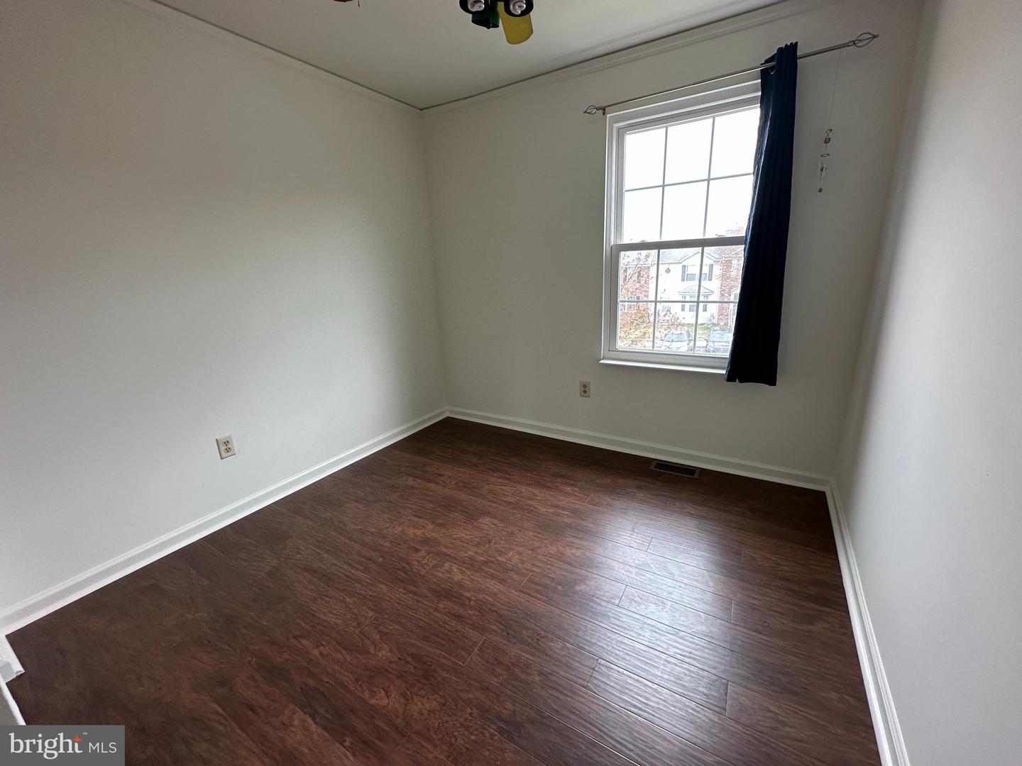 1238 Splashing Brook Dr