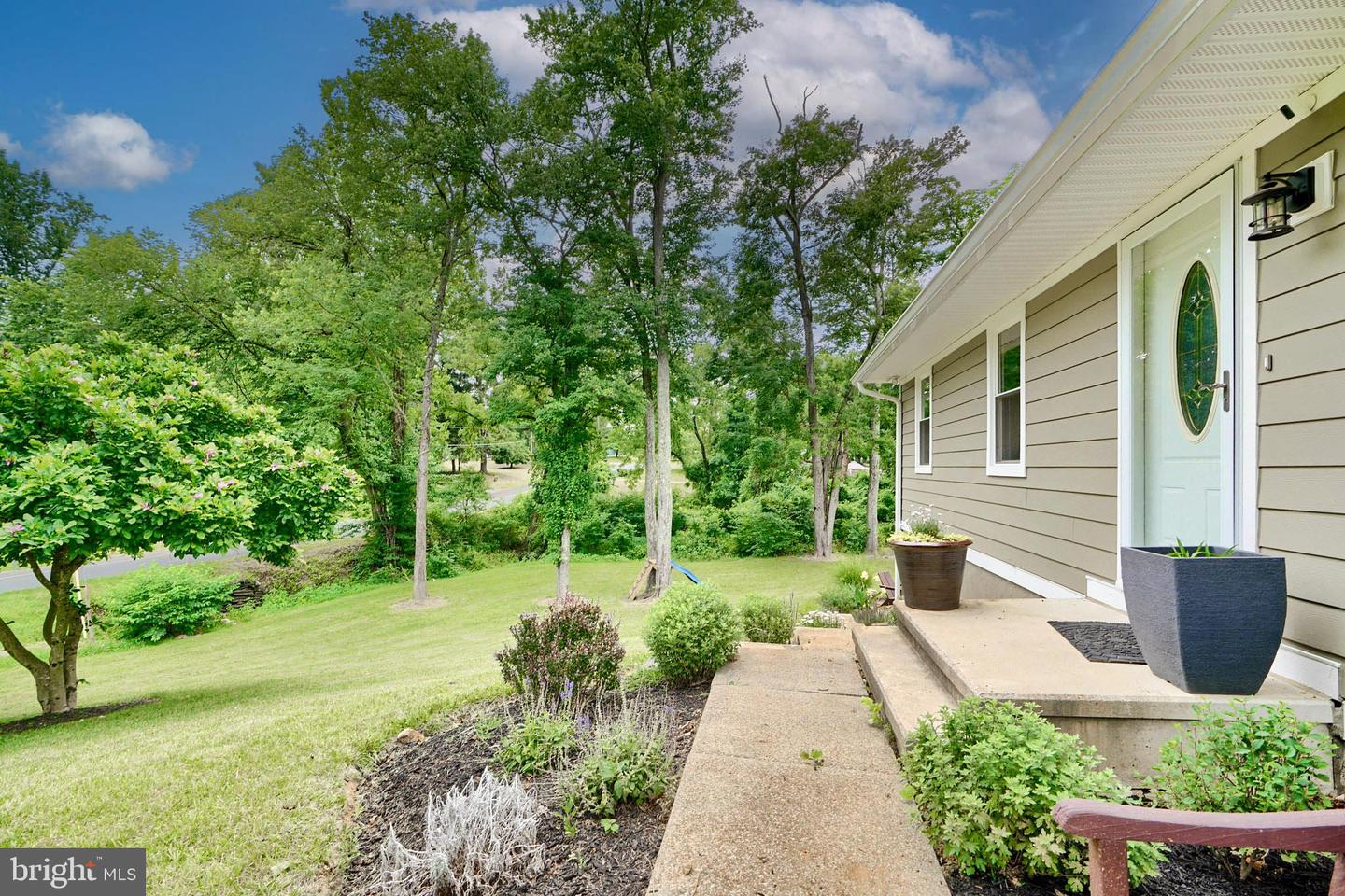 3002 Goat Hill Rd