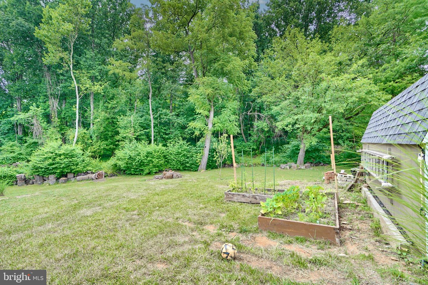 3002 Goat Hill Rd