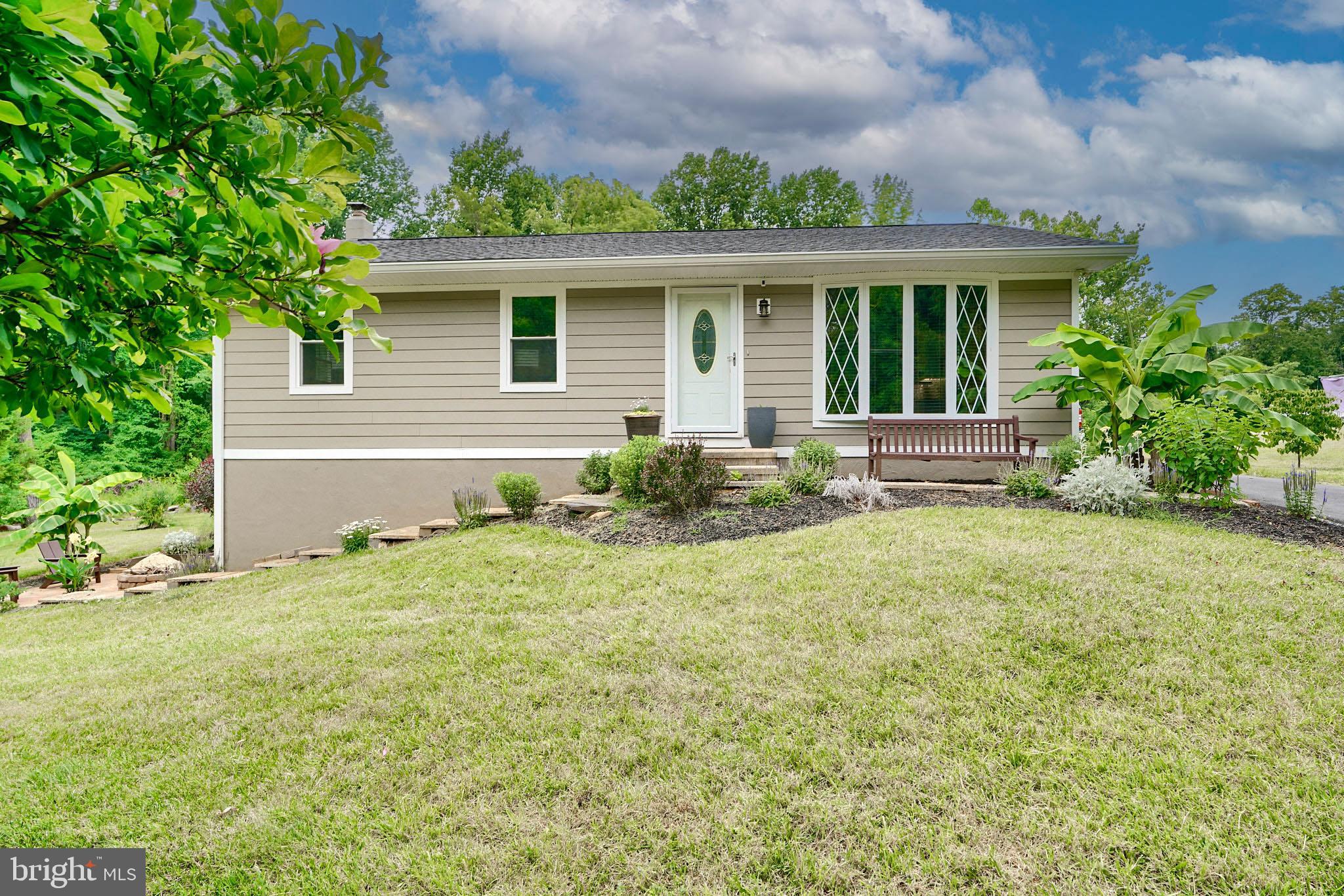 3002 Goat Hill Rd