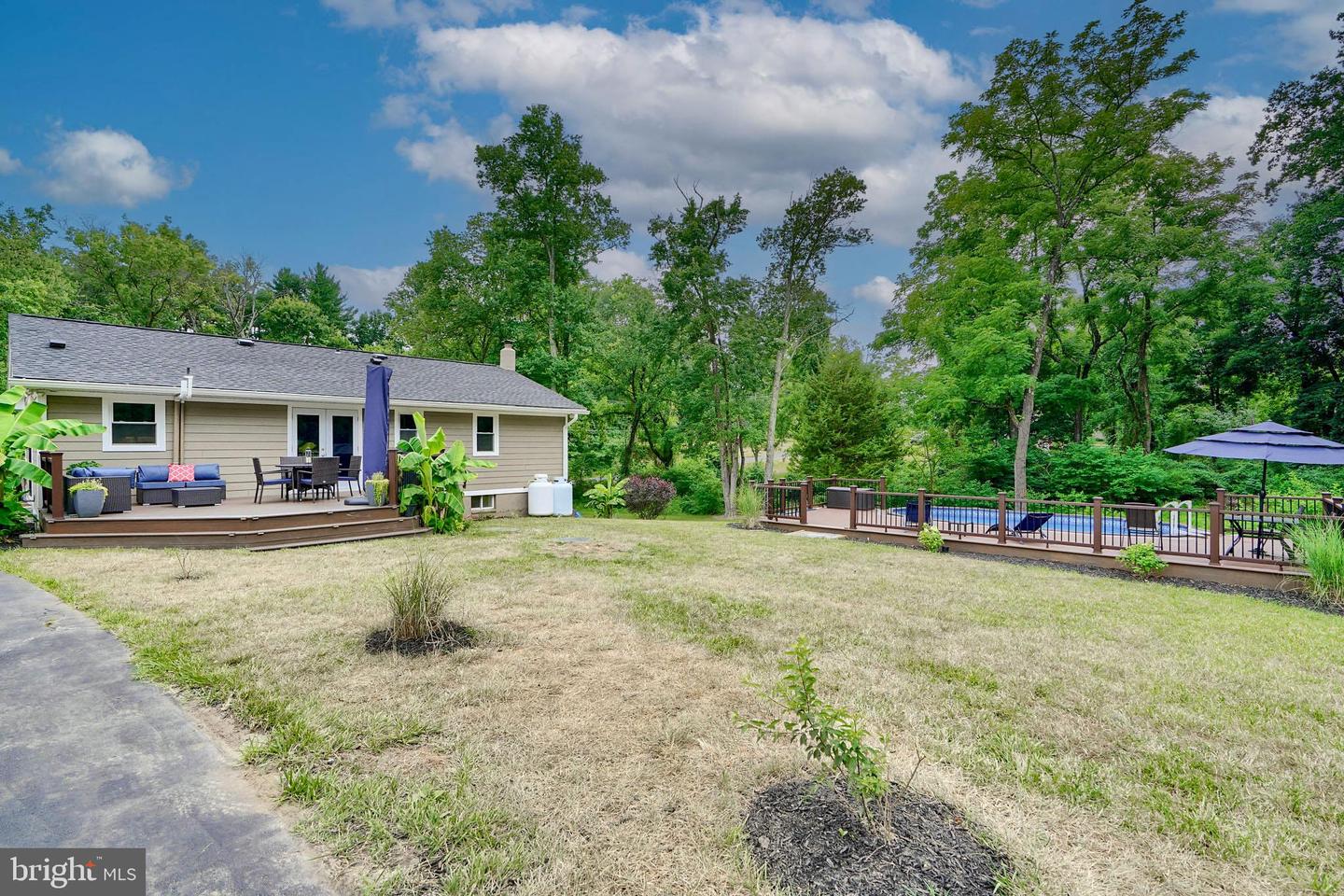 3002 Goat Hill Rd