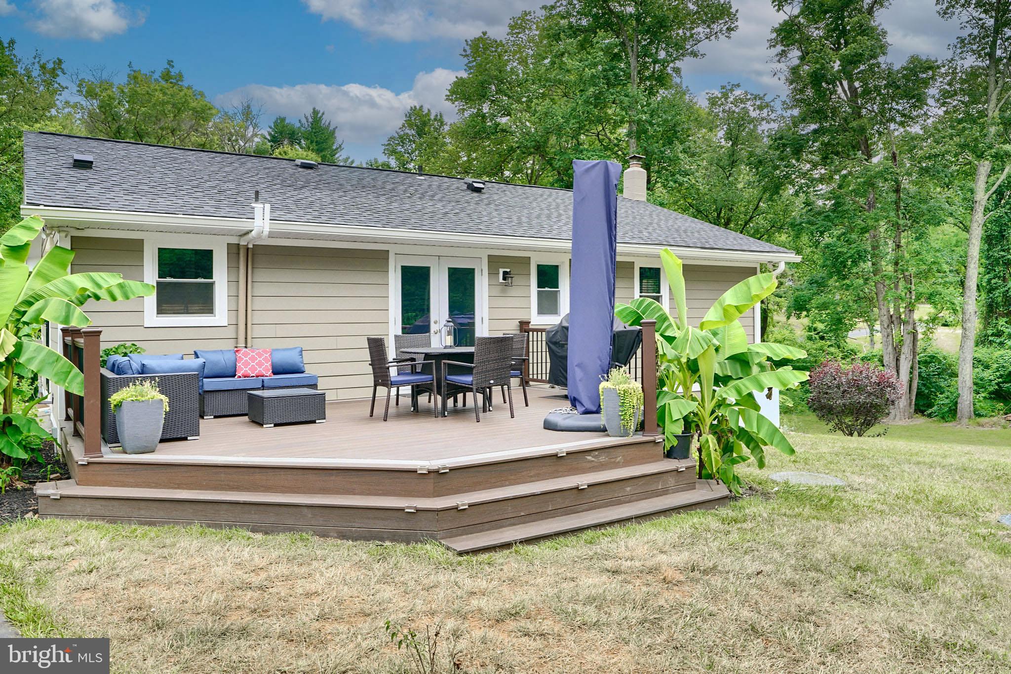 3002 Goat Hill Rd