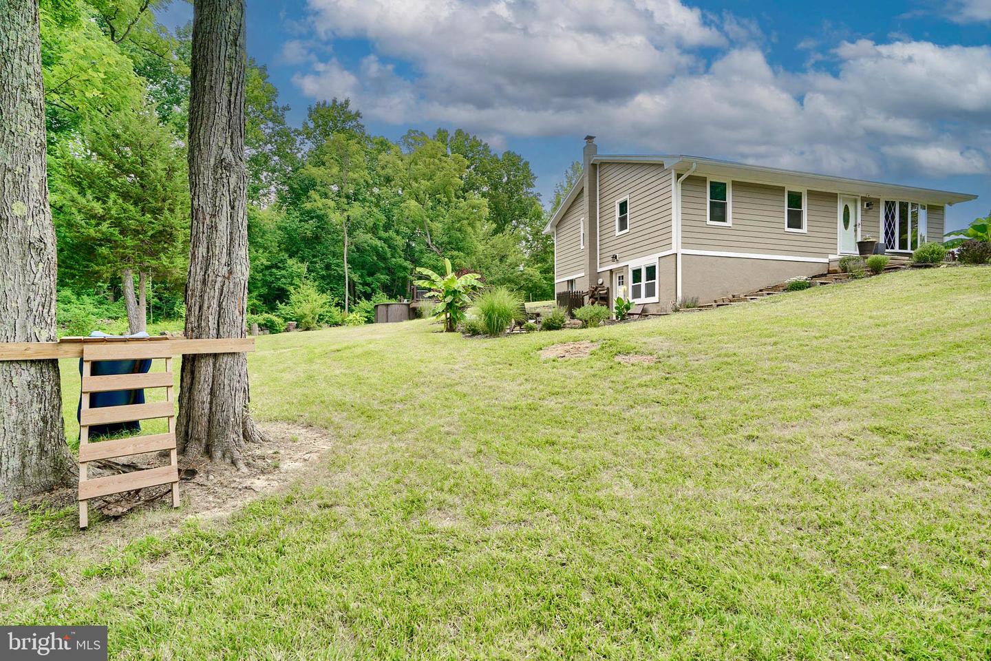 3002 Goat Hill Rd