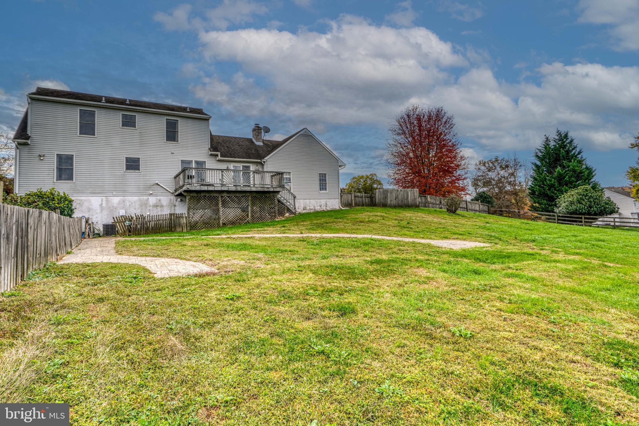 1420 Heaps Rd