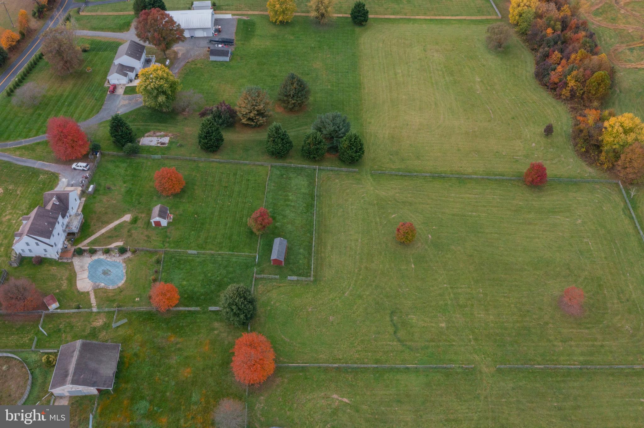 1420 Heaps Rd