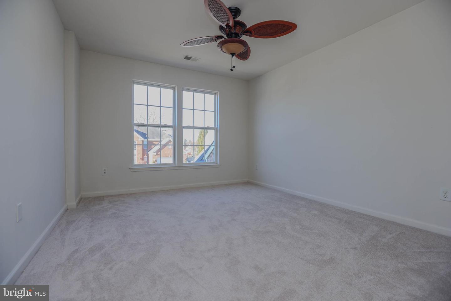 307 Loganwood Ct