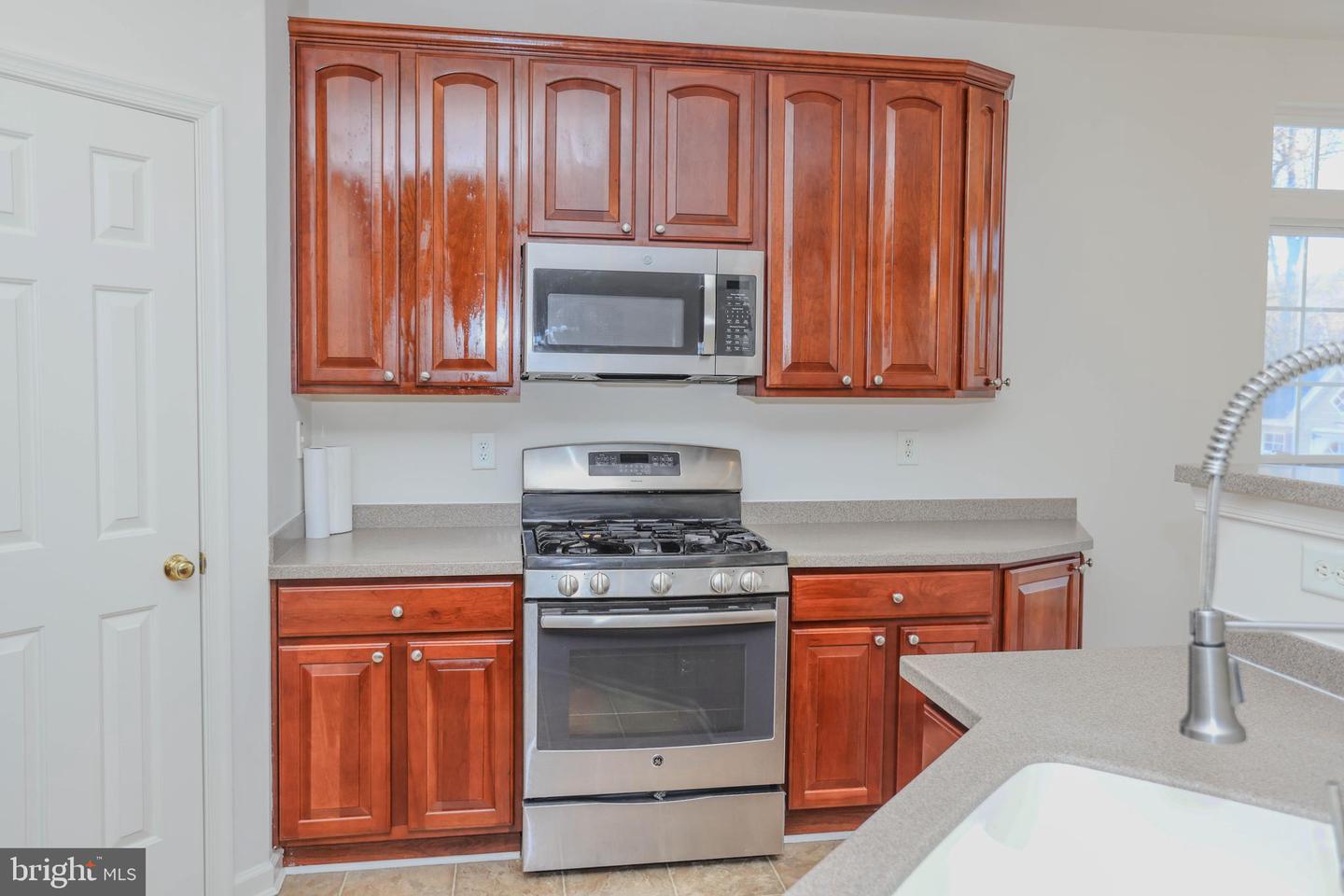 307 Loganwood Ct