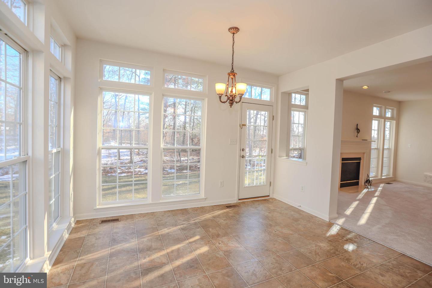 307 Loganwood Ct