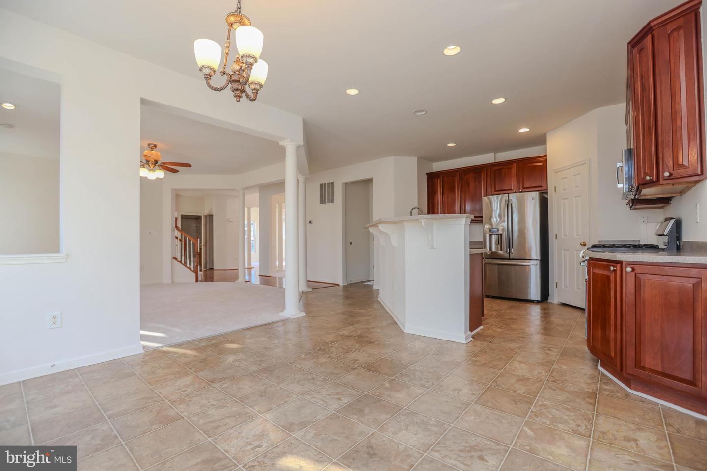 307 Loganwood Ct