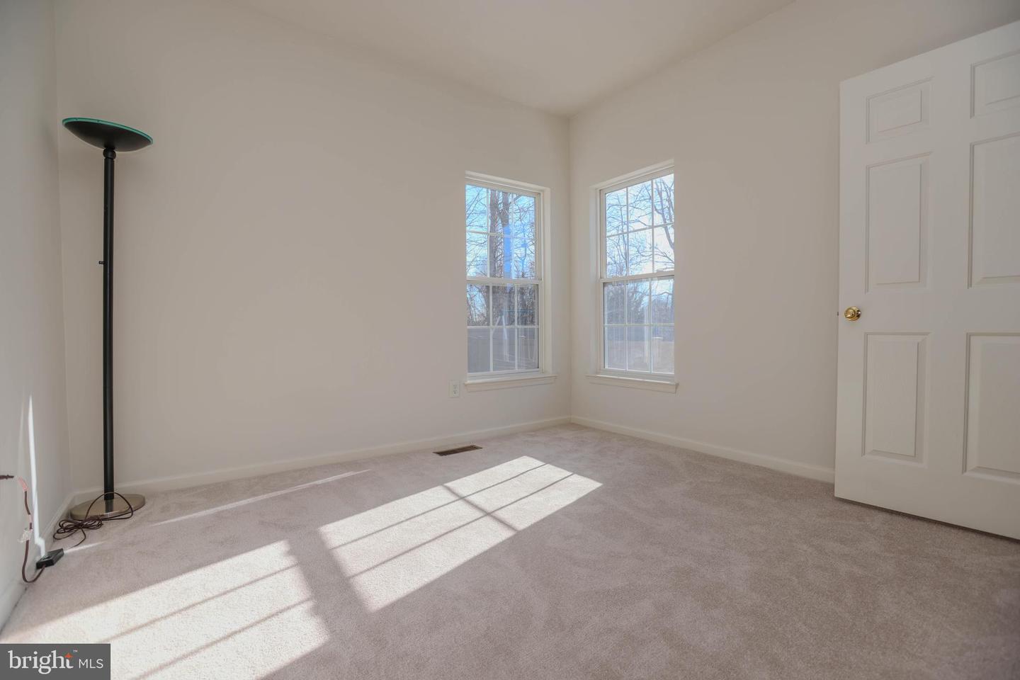 307 Loganwood Ct