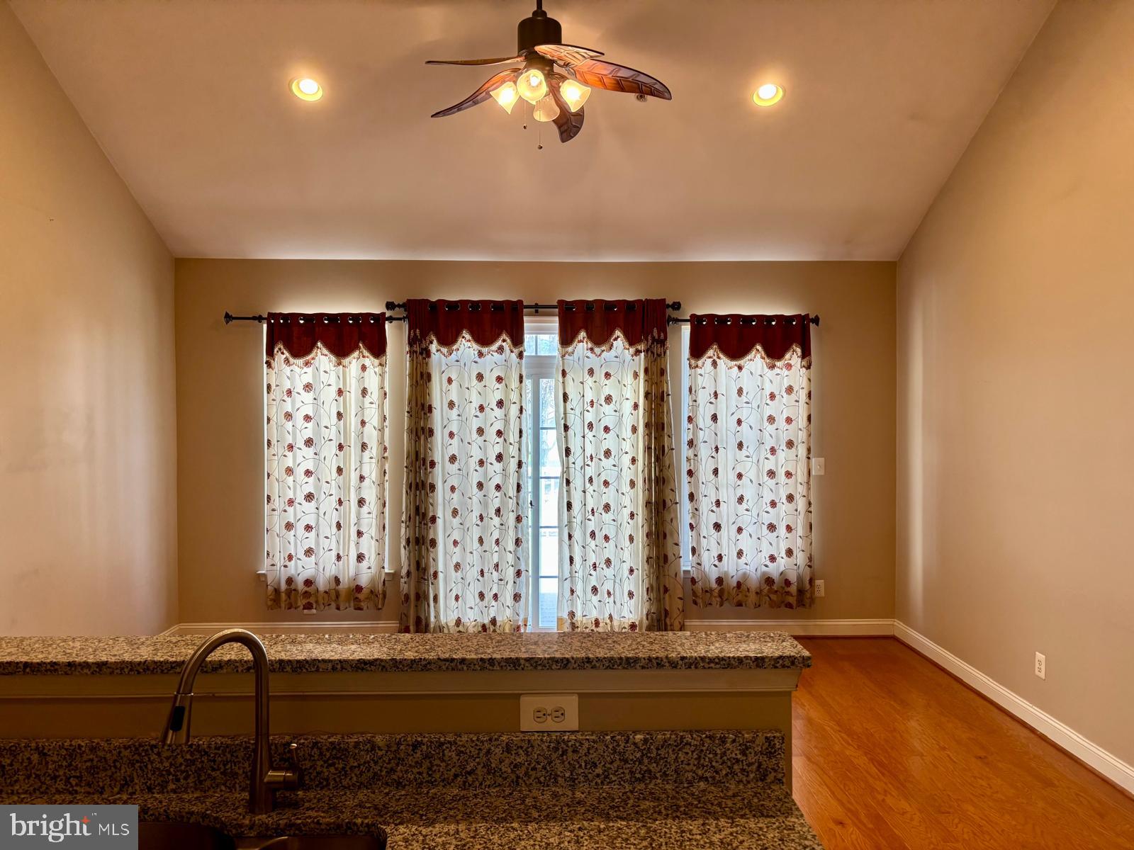 702 PERTHSHIRE PL #2