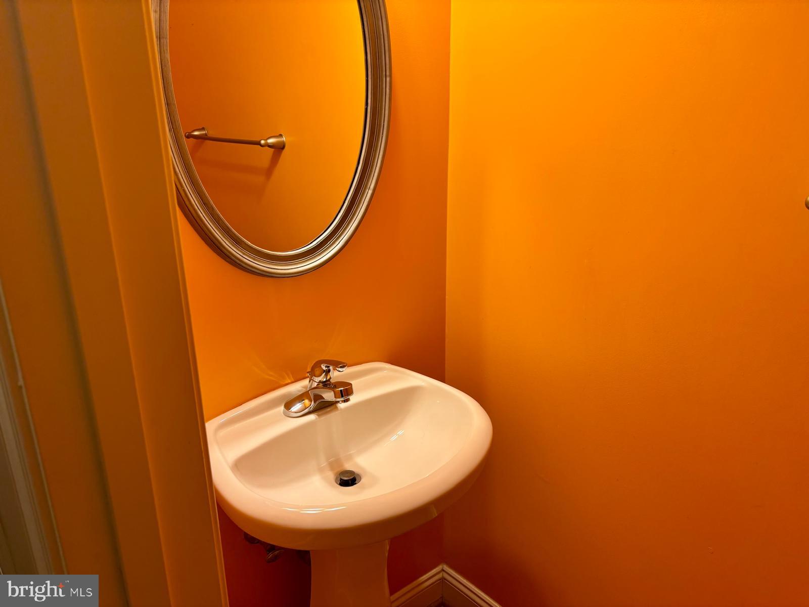 702 PERTHSHIRE PL #2