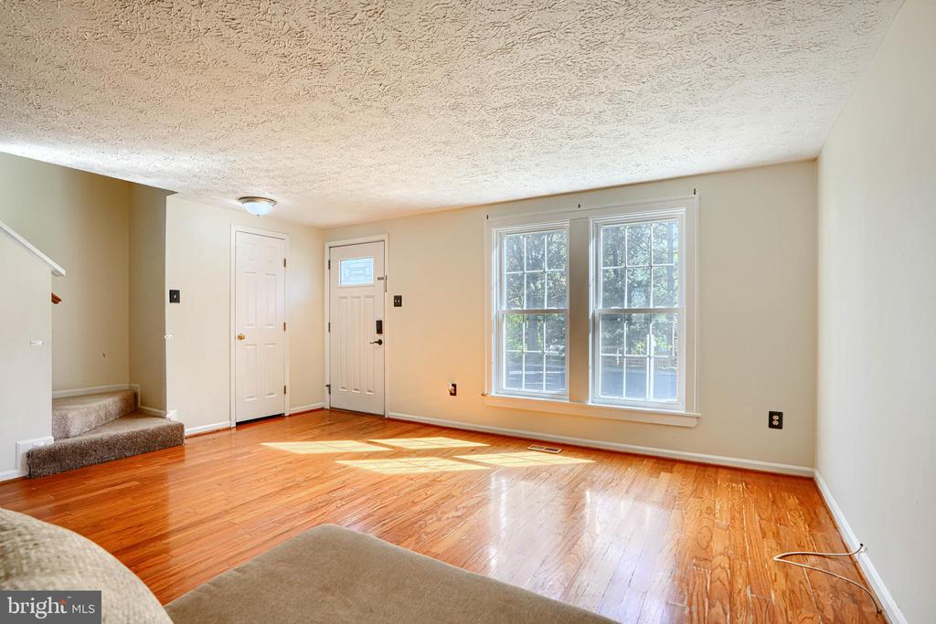 322 DELMAR COURT
