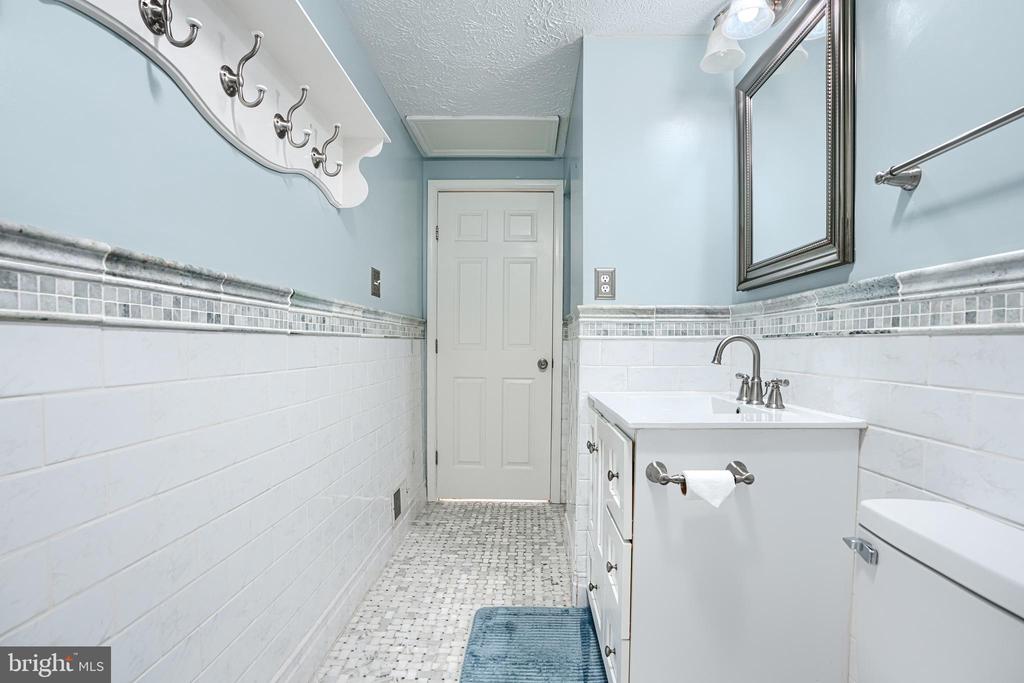 322 DELMAR COURT