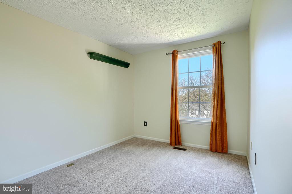 322 DELMAR COURT