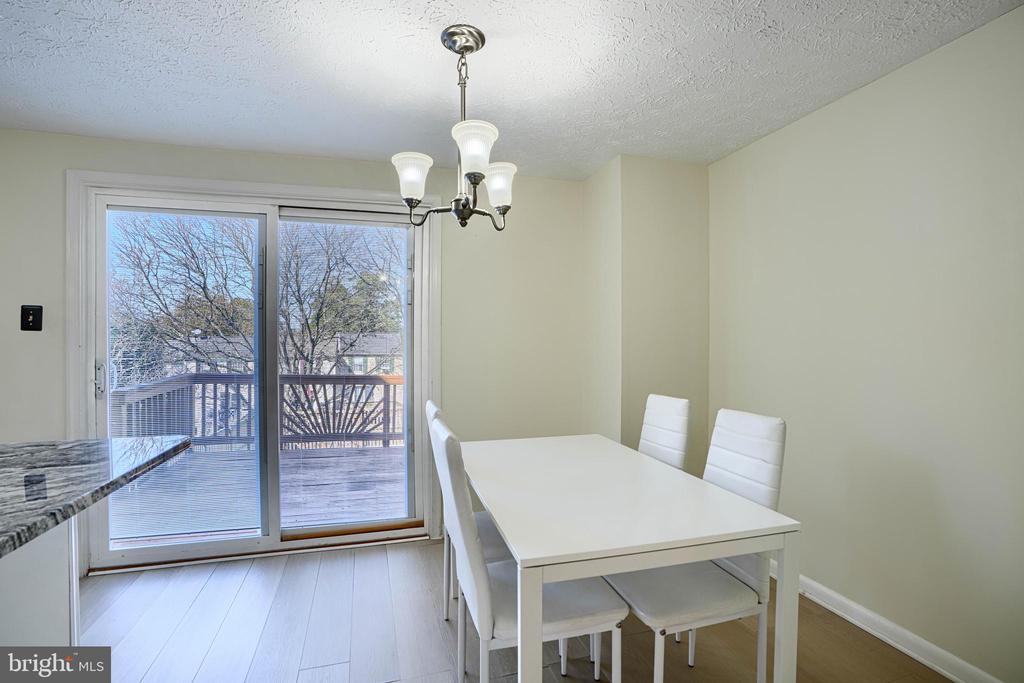 322 DELMAR COURT