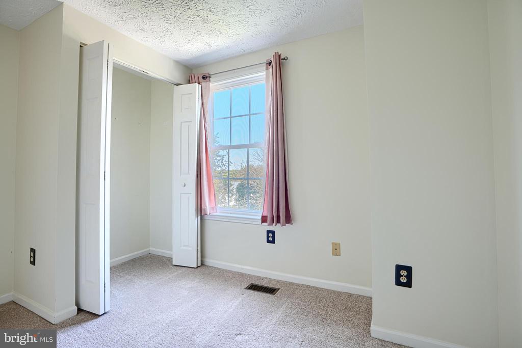 322 DELMAR COURT