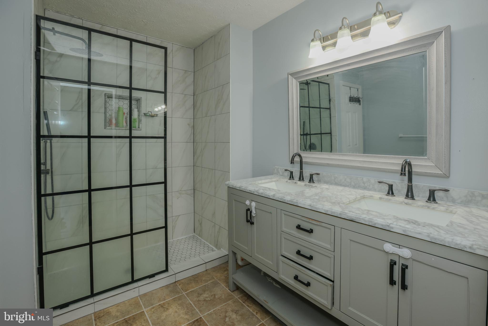 359 POINT TO POINT ROAD