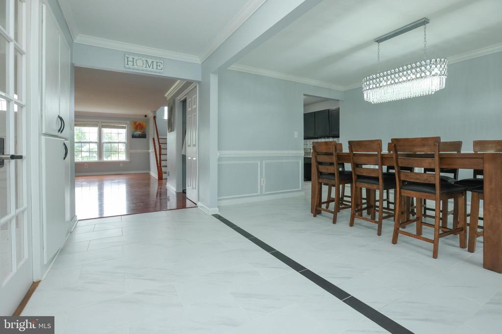 1813 CHAROLAIS COURT