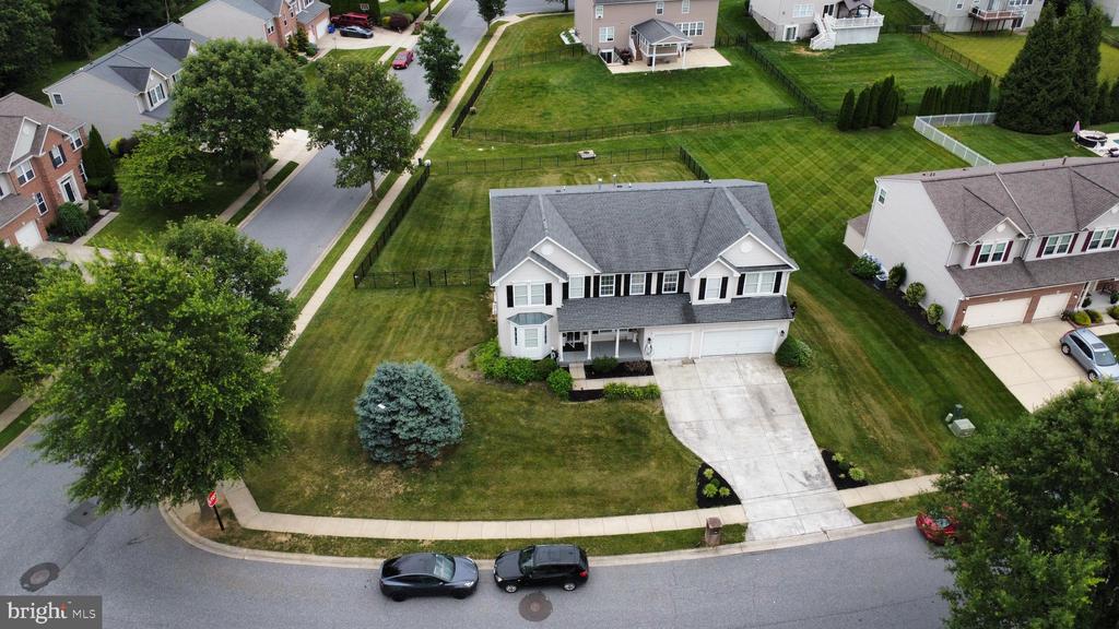 1813 CHAROLAIS COURT