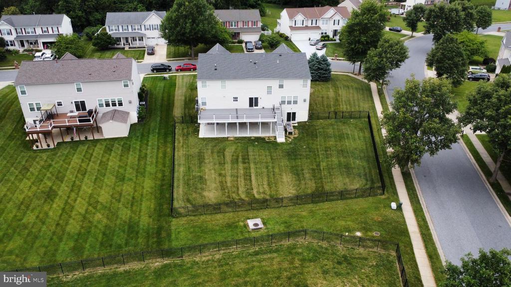 1813 CHAROLAIS COURT