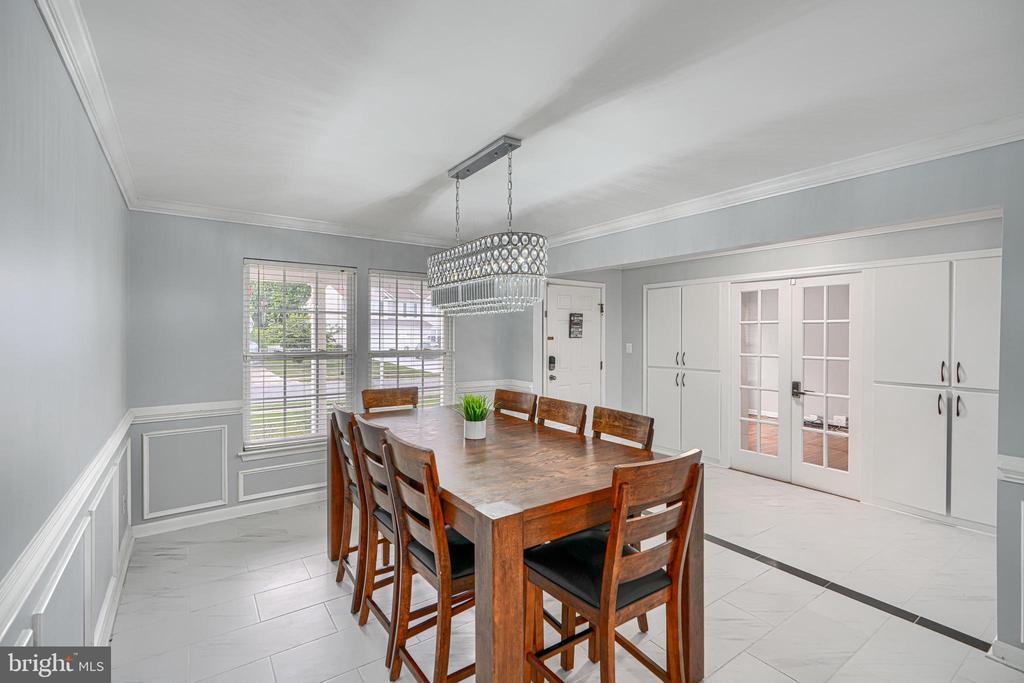 1813 CHAROLAIS COURT