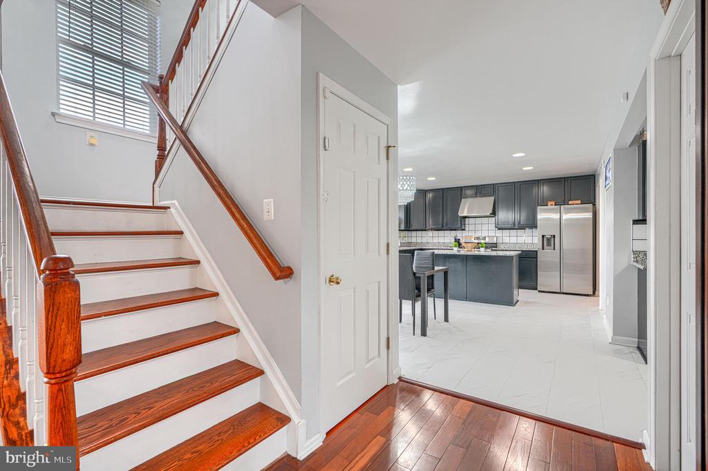 1813 CHAROLAIS COURT