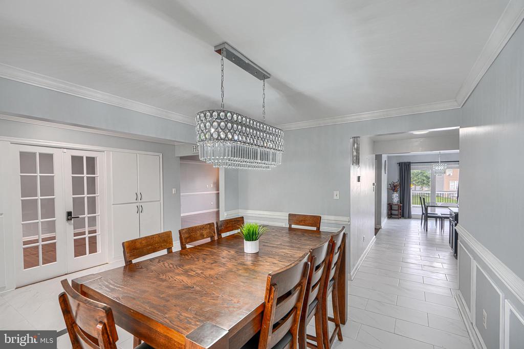 1813 CHAROLAIS COURT