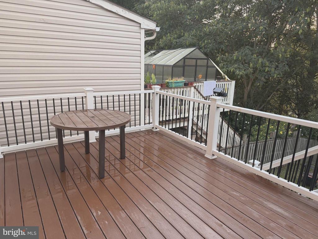 220 FERRING COURT
