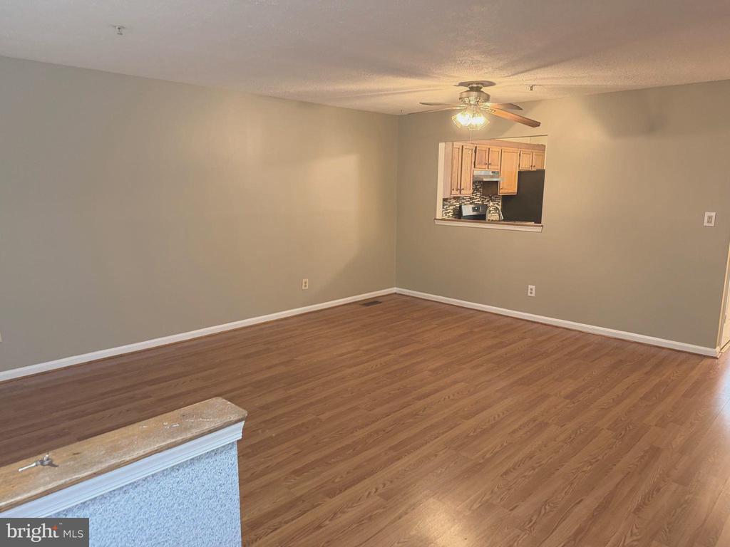 220 FERRING COURT