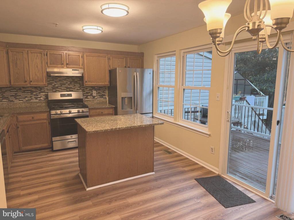 220 FERRING COURT
