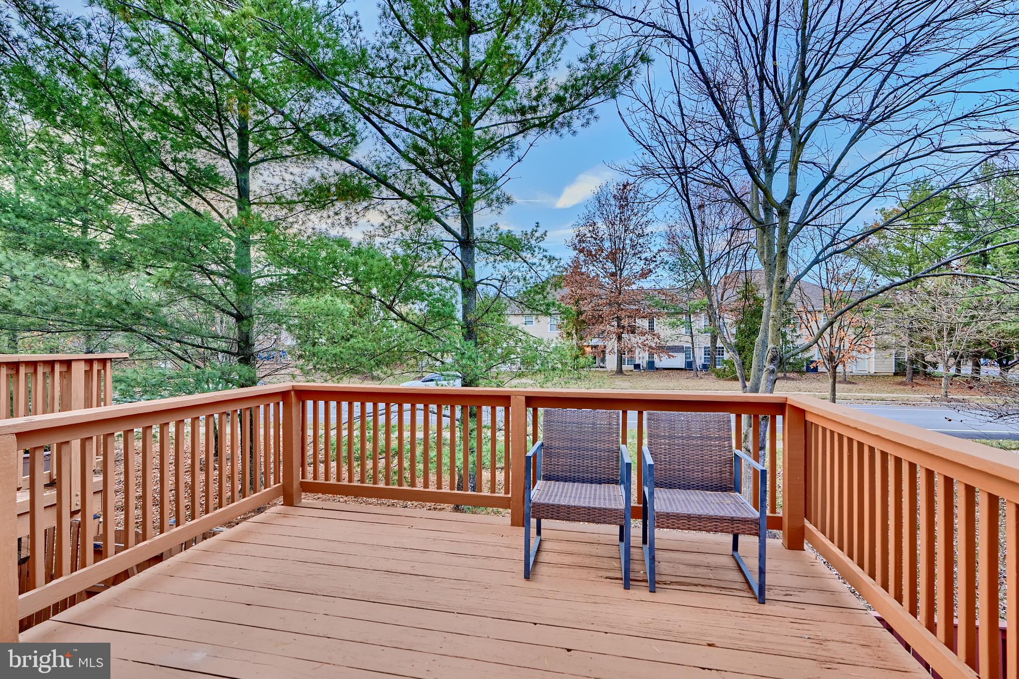 8407 Gold Sunset Way