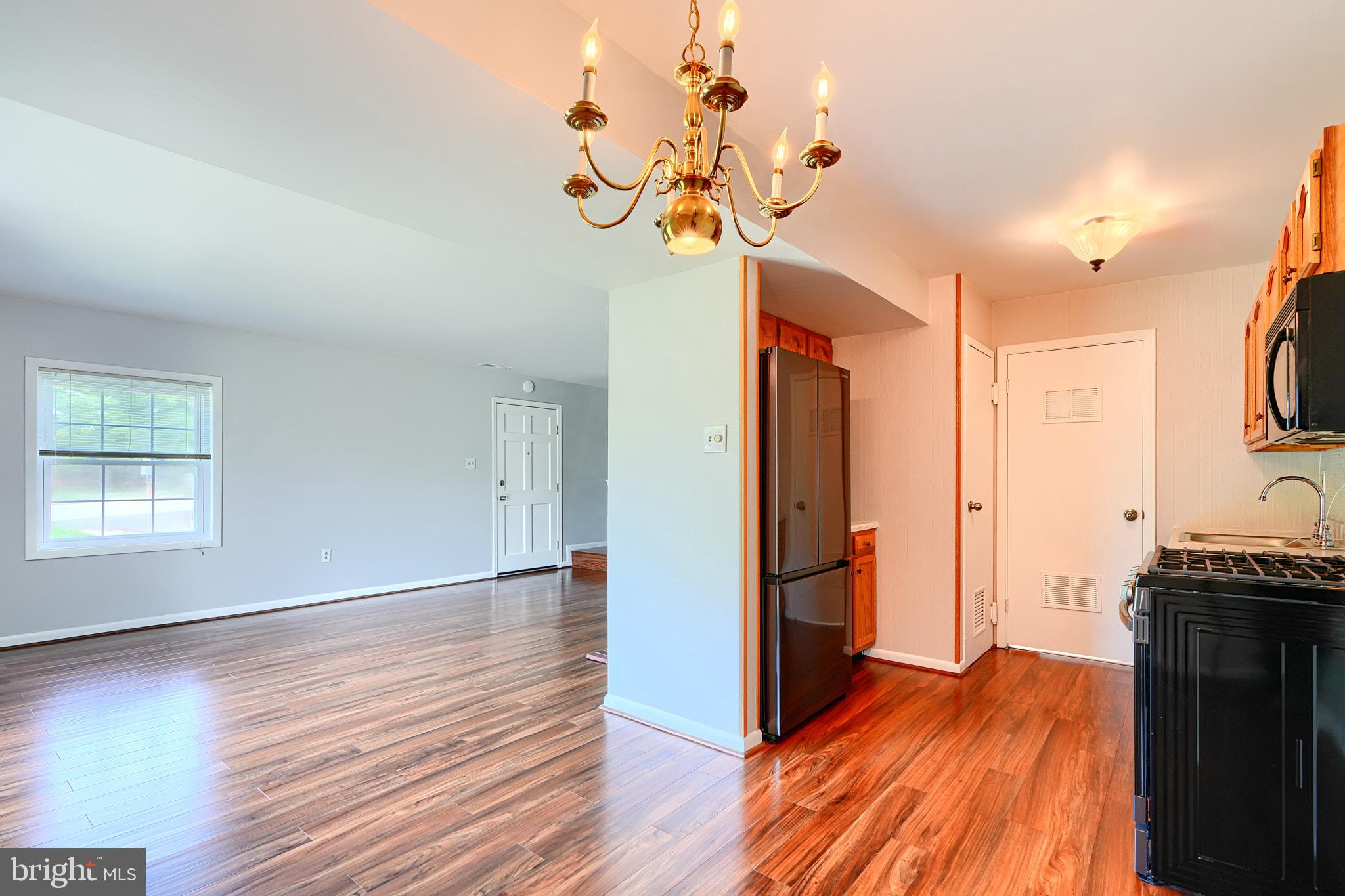 9215 Bridle Path Ln #M