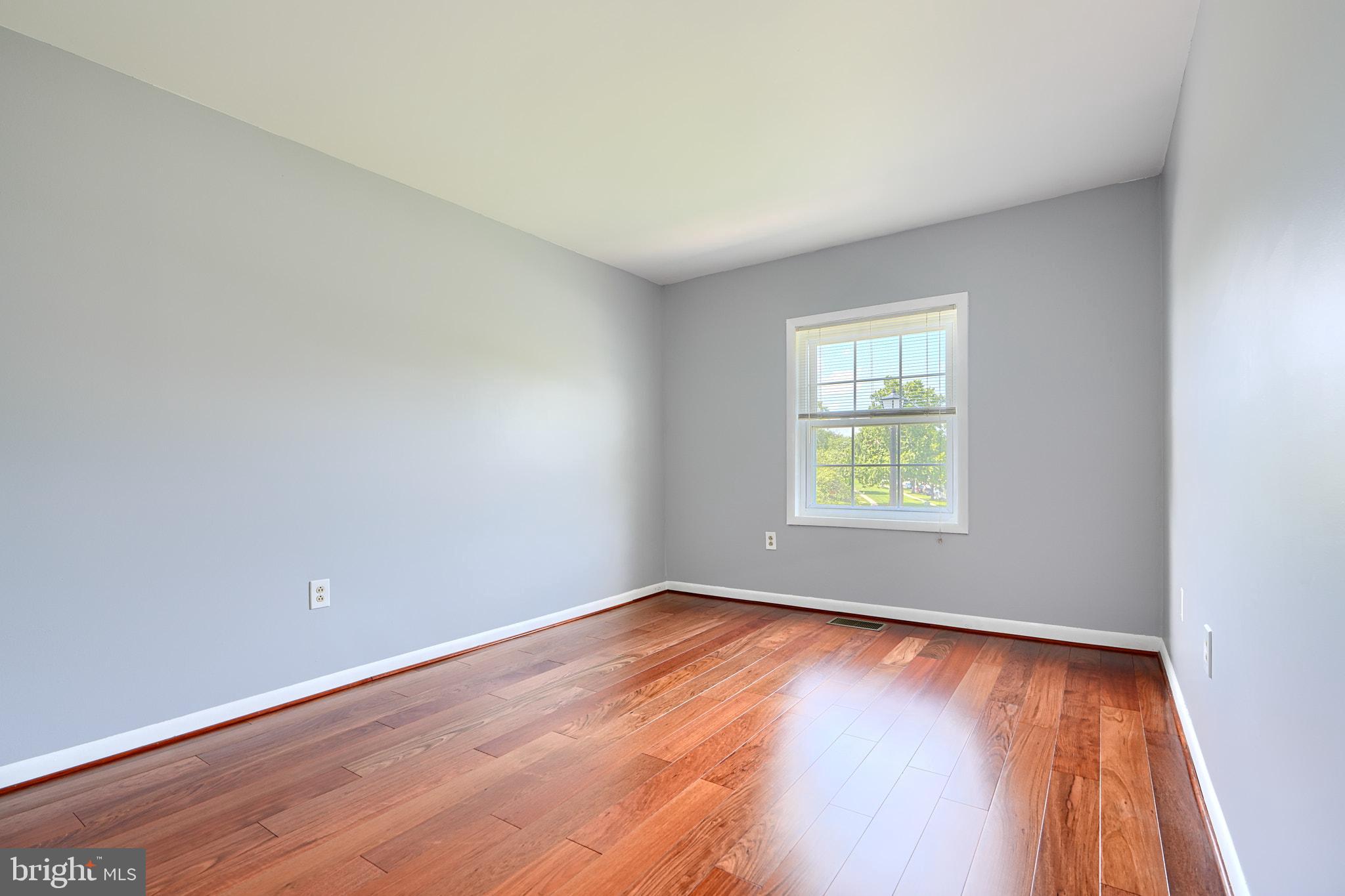 9215 Bridle Path Ln #M