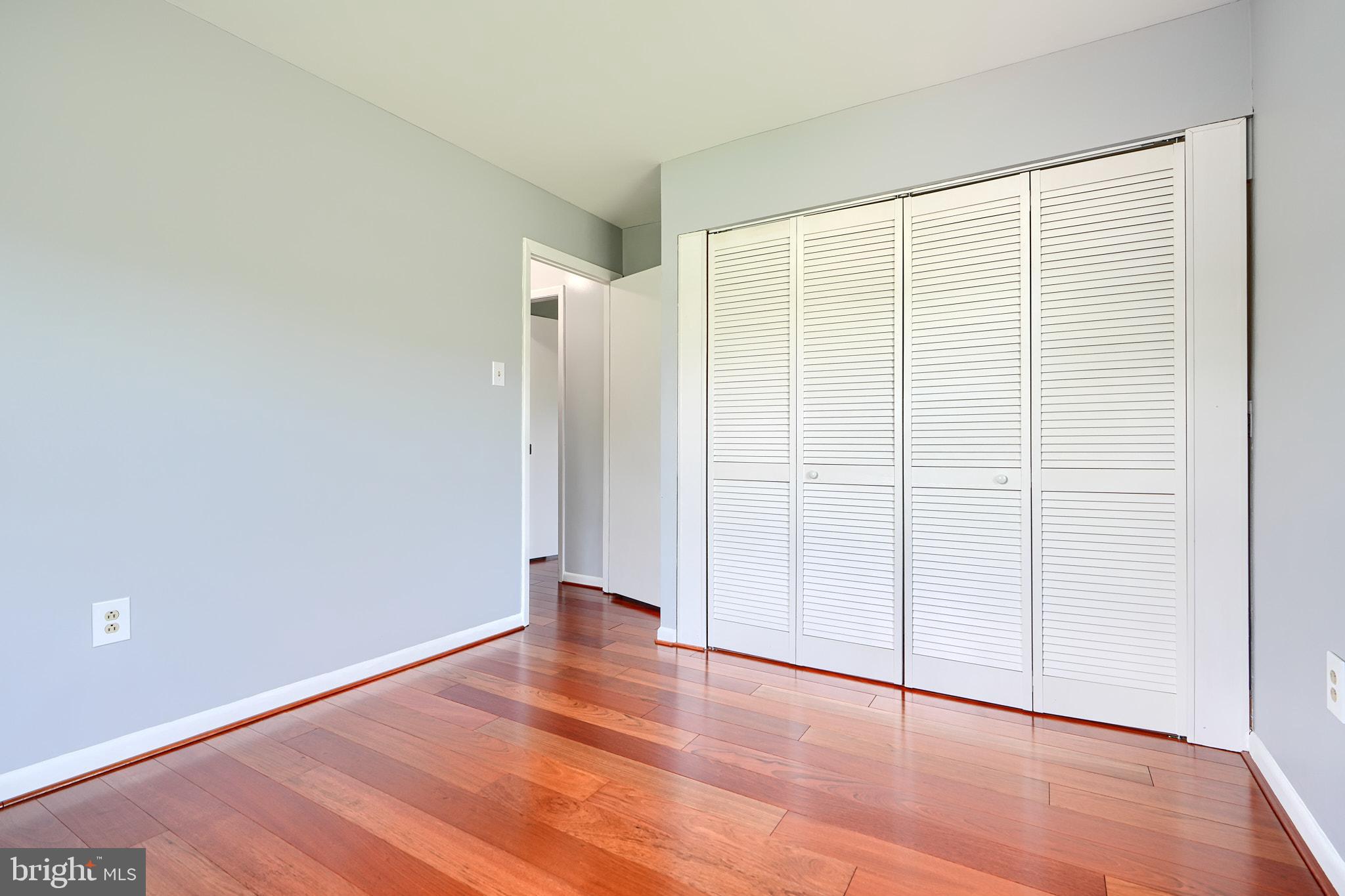 9215 Bridle Path Ln #M