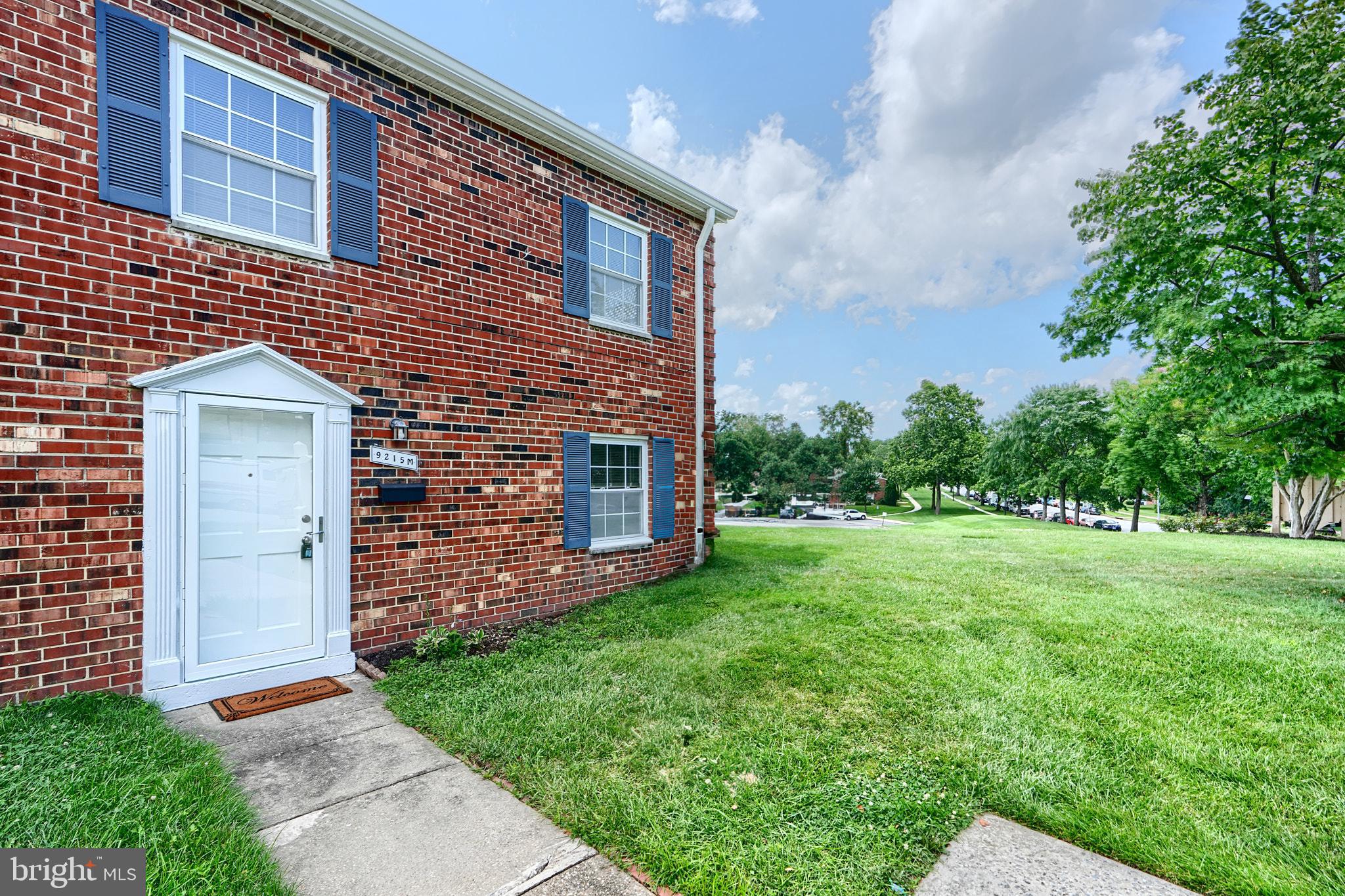 9215 Bridle Path Ln #M