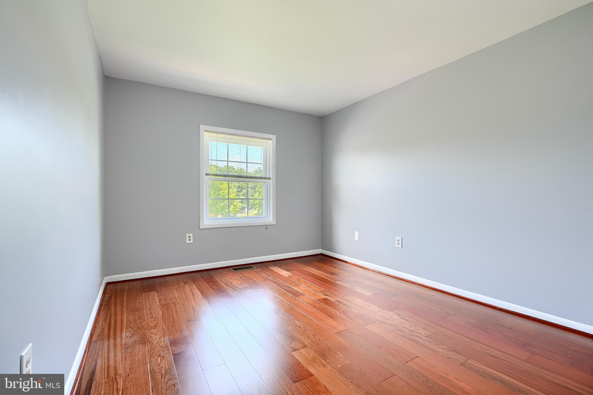 9215 Bridle Path Ln #M